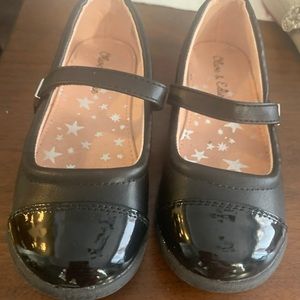 Girls black flats size 11 NWOT